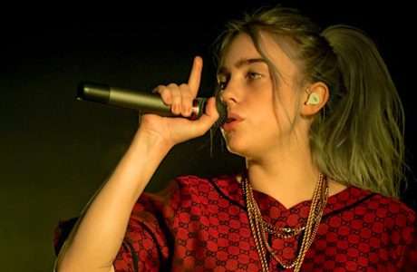 2018 Flashback: Stunning Photos Of Billie Eilish Captivating Chicago