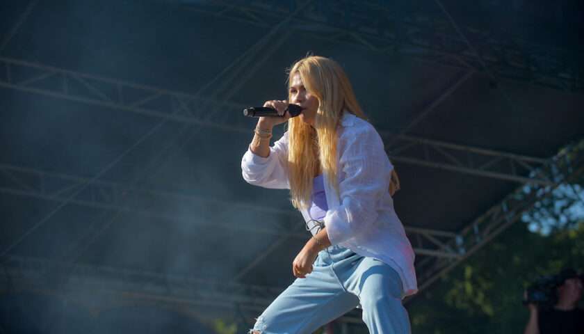 Hayley Kiyoko Live at Lollapalooza [GALLERY] 7