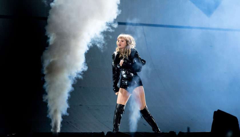 Taylor Swift - Soldier Field - Chicago, IL - 6/1/18 - Photo © 2018 by: Roman Sobus