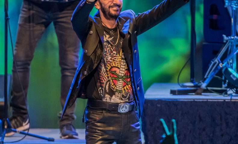 Ringo Starr and His All Starr Band Live [GALLERY] 11