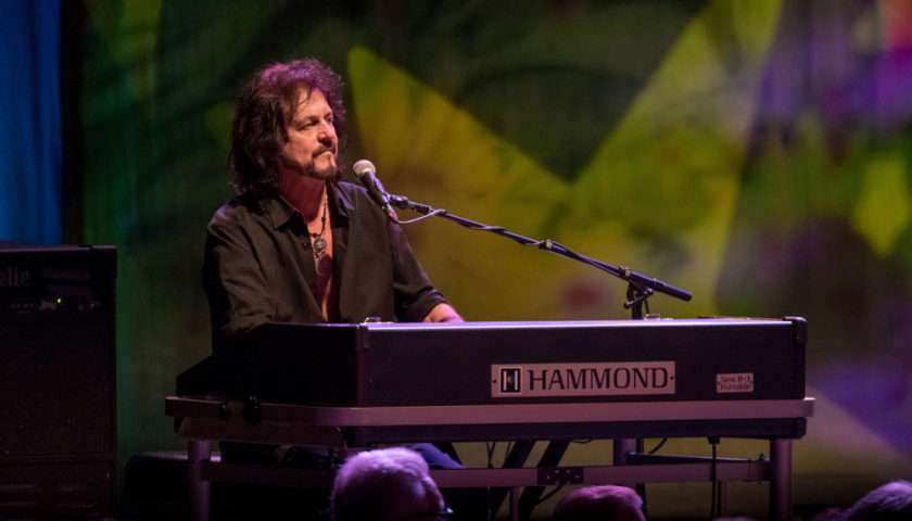 Ringo Starr and His All Starr Band Live [GALLERY] 9