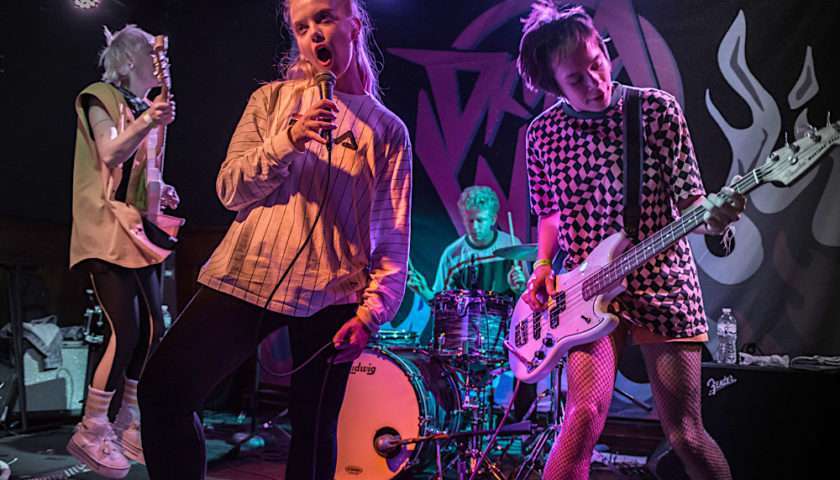 Dream Wife Live at Schubas [GALLERY] 1