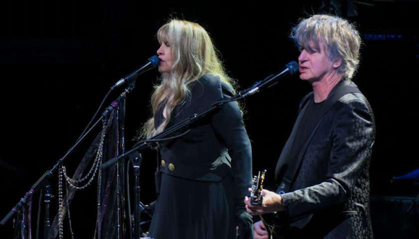 Fleetwood Mac at the United Center [REVIEW] 11