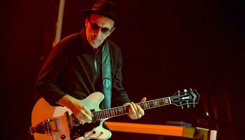 Garbage Live at the Riviera Theatre [GALLERY] 20