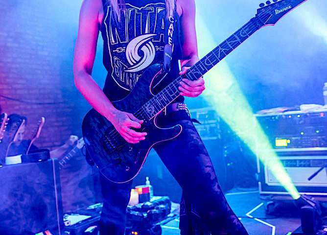 Nita Strauss Live at Wire [GALLERY] 18