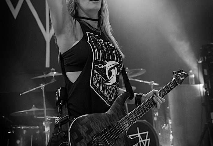 Nita Strauss Live at Wire [GALLERY] 14