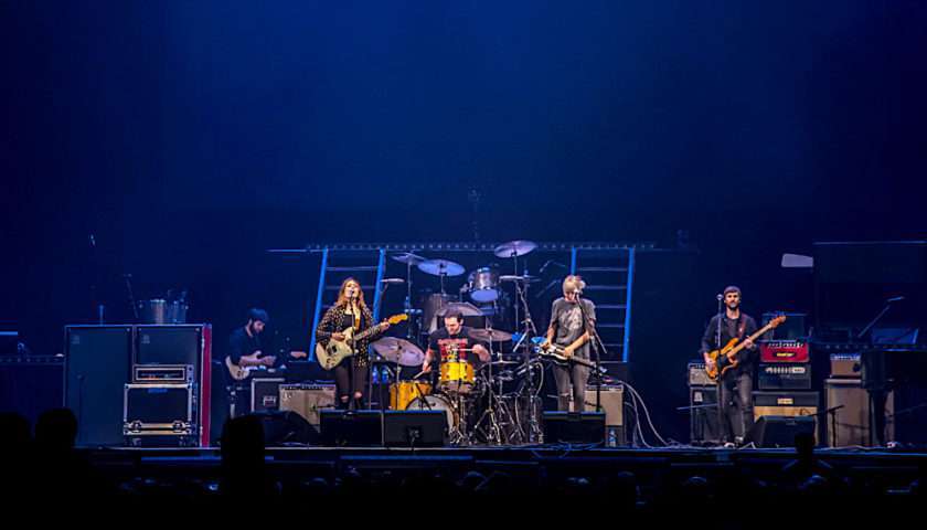 Larkin Poe Live at Allstate Arena [GALLERY] 13
