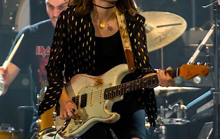 Larkin Poe Live at Allstate Arena [GALLERY] 22