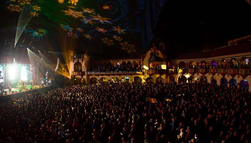 Smashing Pumpkins Live at the Aragon Ballroom [GALLERY] 20