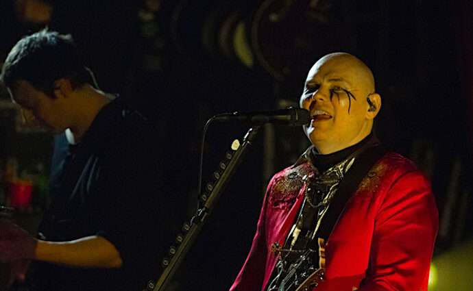 Smashing Pumpkins Live at the Aragon Ballroom [GALLERY] 4