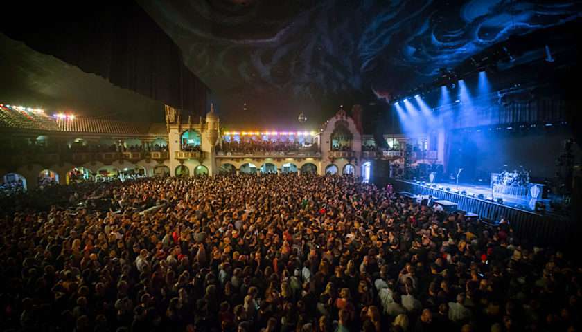 Smashing Pumpkins Live at the Aragon Ballroom [GALLERY] 19