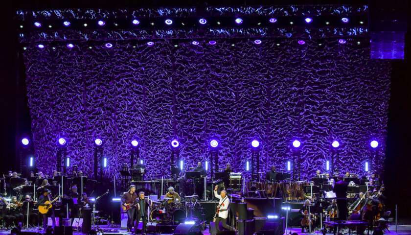 The Who Live at Hollywood Casino Amphitheatre [GALLERY] 7