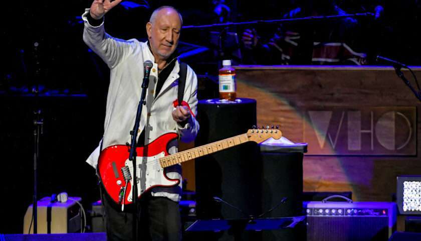 The Who Live at Hollywood Casino Amphitheatre [GALLERY] 10