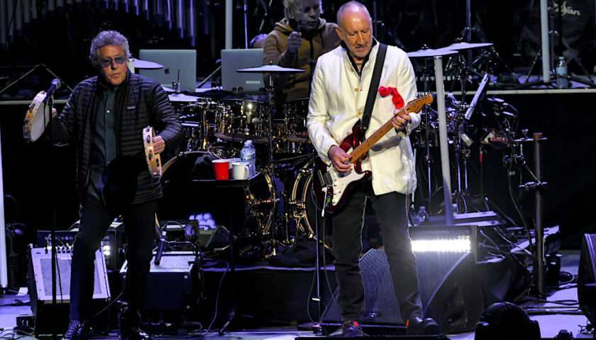 The Who Live at Hollywood Casino Amphitheatre [GALLERY] 8