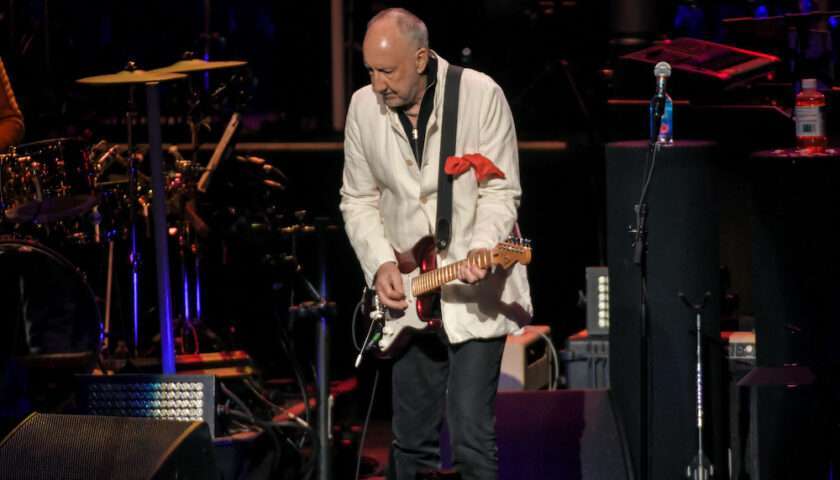 The Who Live at Hollywood Casino Amphitheatre [GALLERY] 11