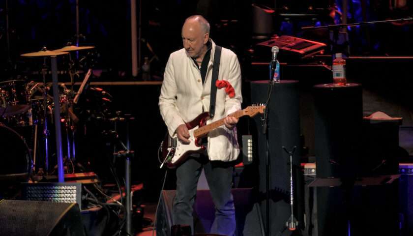 The Who Live at Hollywood Casino Amphitheatre [GALLERY] 9
