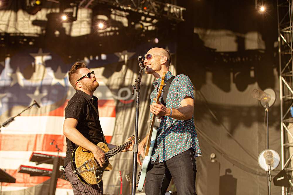 Eli Young Band Live at Windy City Smokeout 5