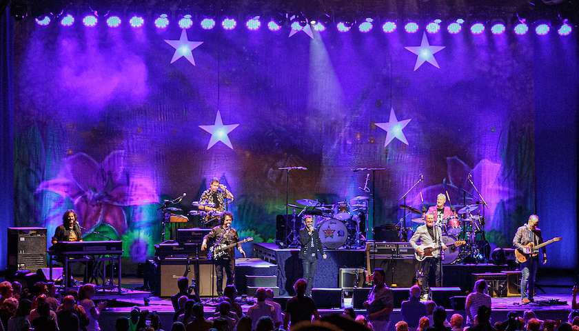 Ringo Starr and His All Starr Band Live at Ravinia [GALLERY] 3
