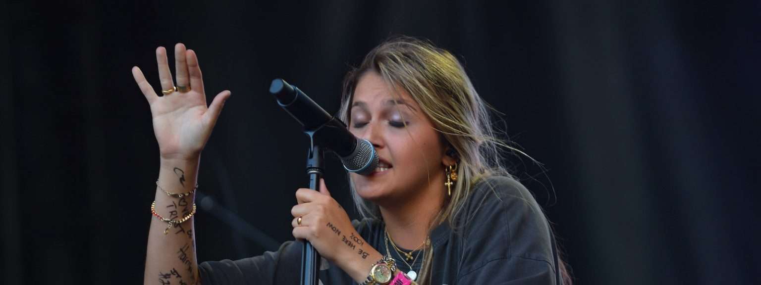 Chelsea Cutler Live at Lollapalooza