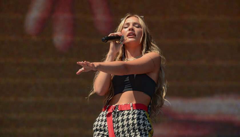 Lennon Stella Live at Lollapalooza [GALLERY] 6