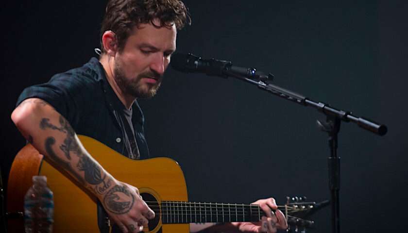 Frank Turner Live at Athenaeum [GALLERY] 10