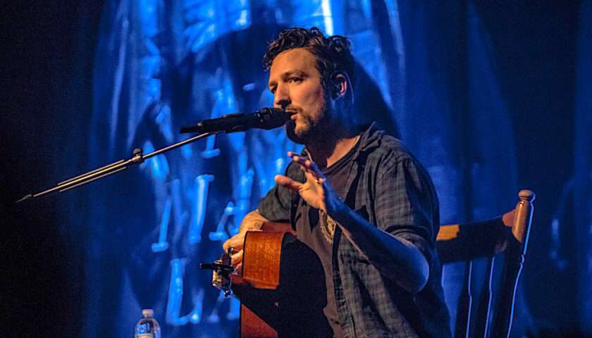 Frank Turner Live at Athenaeum [GALLERY] 2