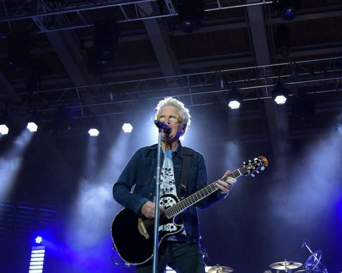 REO Speedwagon Live at RiverEdge Park
