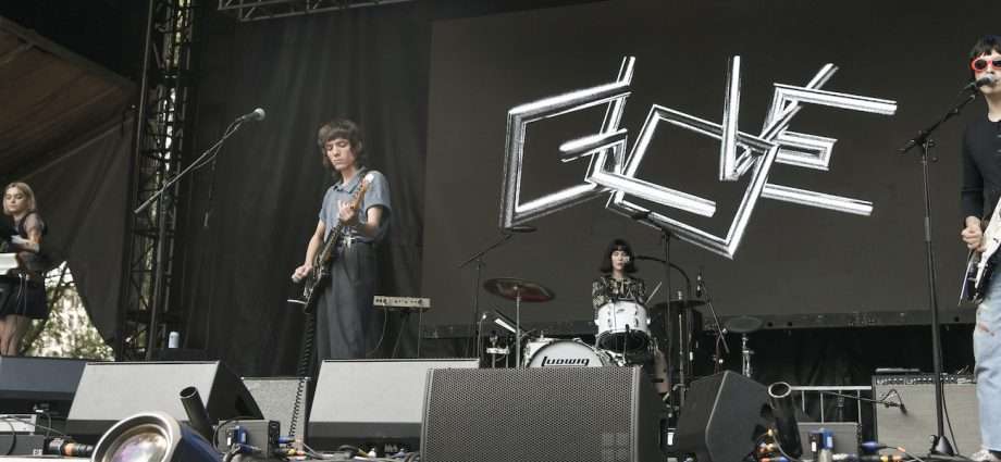 Glove Live at Lollapalooza