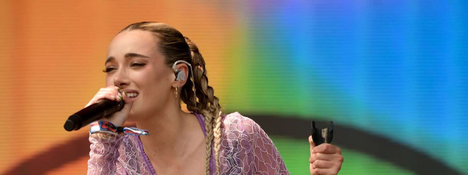 Olivia O'Brien Live at Lollapalooza