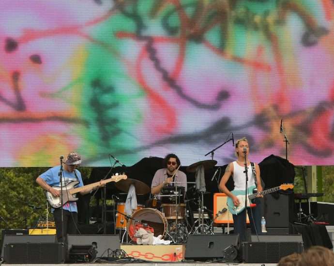 Divino Nino Live at Pitchfork [GALLERY] 4