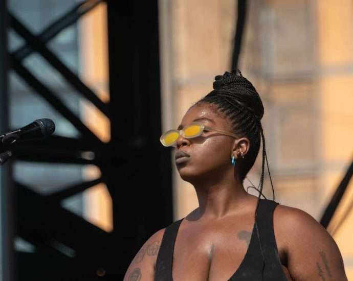KeiyaA Live at Pitchfork