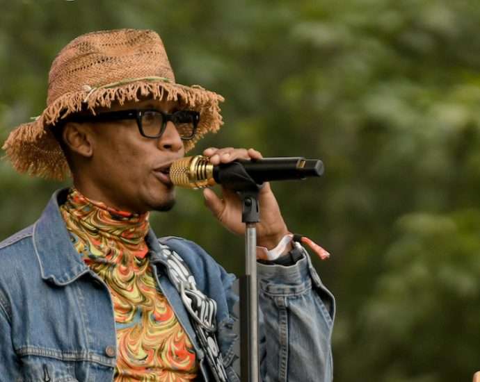 Raphael Saadiq Live at Pitchfork [GALLERY] 2