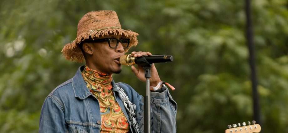 Raphael Saadiq Live at Pitchfork [GALLERY] 1