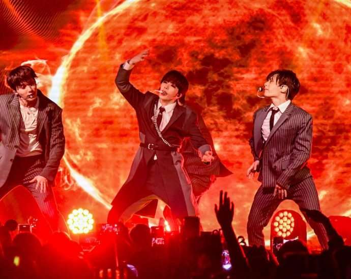 Oneus Live at Concord Music Hall