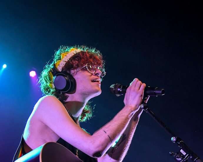 Cavetown Live at the Riviera [GALLERY] 2