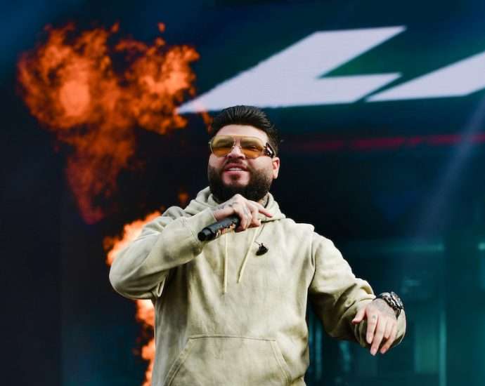 Farruko Live At Sueños Music Festival [GALLERY] 2