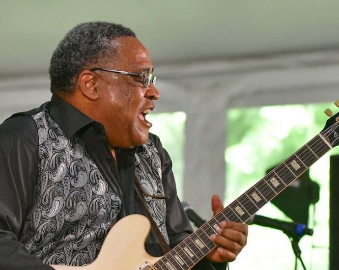 Eddie Cotton Live At Chicago Blues Fest [GALLERY] 5