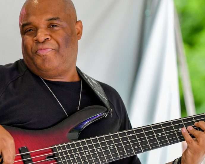 Cros Live At Chicago Blues Fest