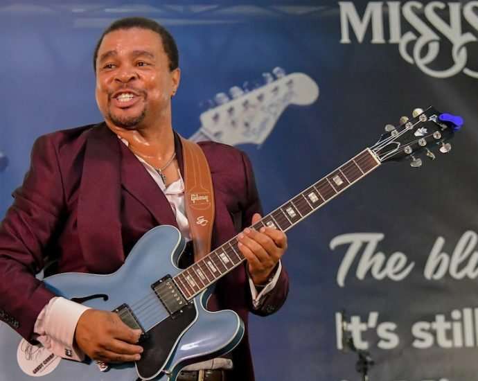 Grady Champion Live At Chicago Blues Fest