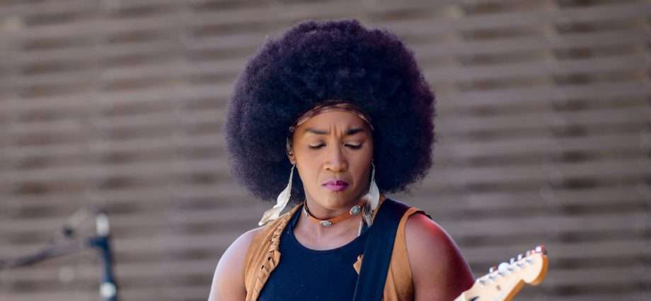 Melody Angel Live At Blues On The Fox [GALLERY] 1