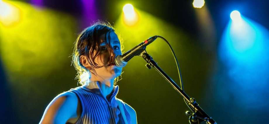 Ezra Furman Live at Thalia Hall [GALLERY] 1