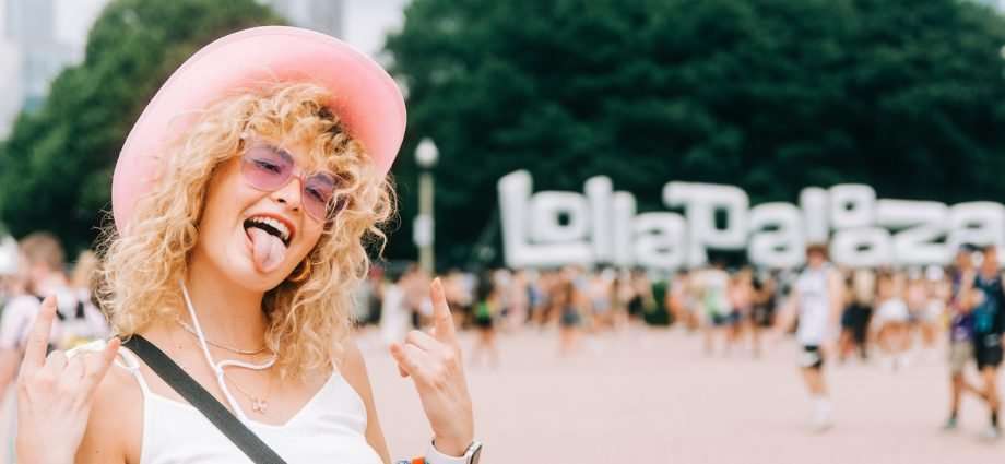 How to Survive Lollapalooza (And Have Fun Too)