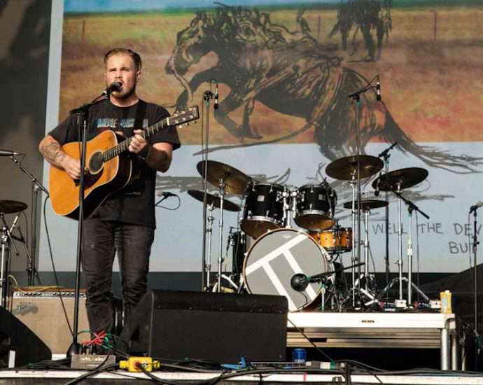 Zach Bryan Live at Windy City Smokeout