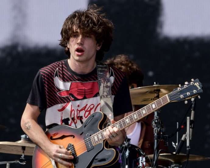 Inhaler Live at Lollapalooza