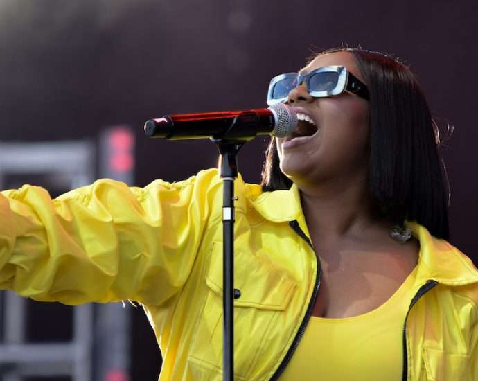 Jazmine Sullivan Live at Lollapalooza