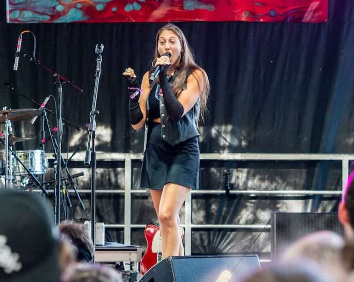 Rosie Live at Lollapalooza