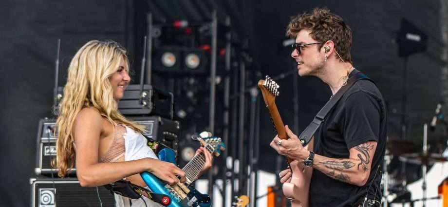 Blu DeTiger Live at Sacred Rose Fest