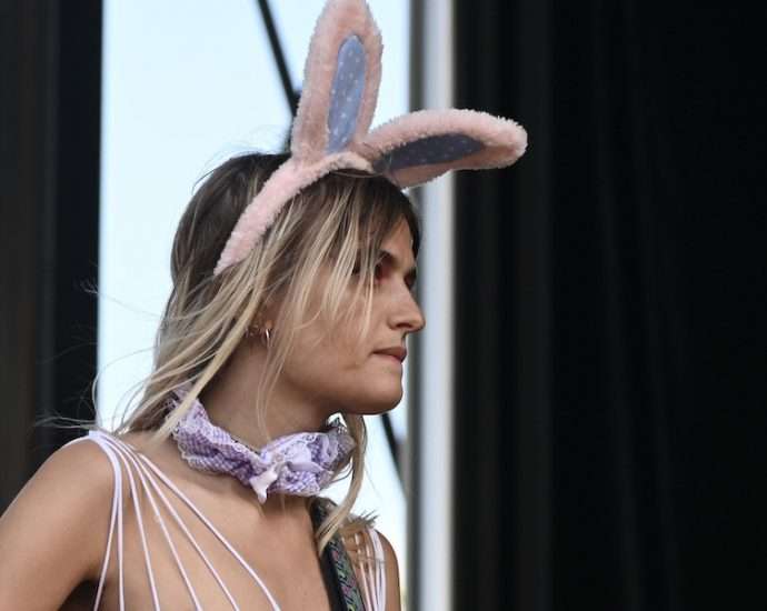 Cumgirl8 Live at Riot Fest