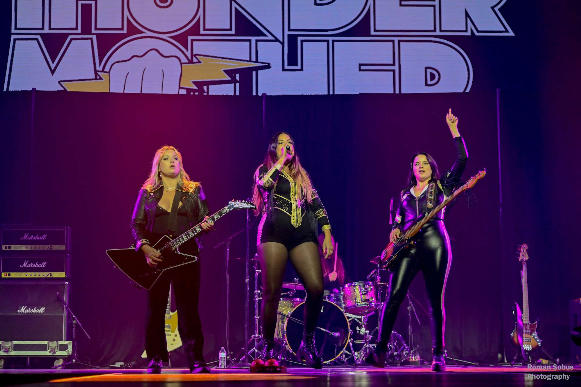 Thunder Mother Live at Allstate Arena [GALLERY] 11