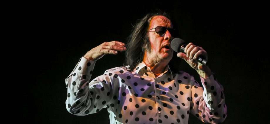 Celebrating David Bowie Live at Copernicus Center [GALLERY] 1